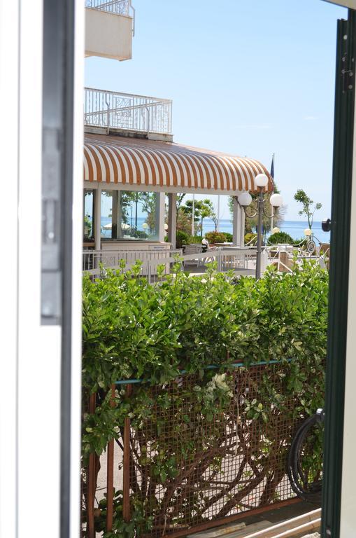 דירות מאיורי Casa Elena מראה חיצוני תמונה